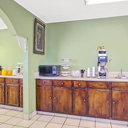 Knights Inn Memphis Airport מראה חיצוני תמונה